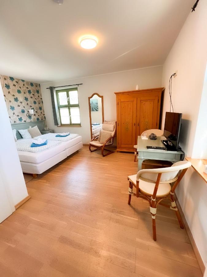 Kornmuehle Doppelzimmer Muehlenstein 梅伦新 外观 照片